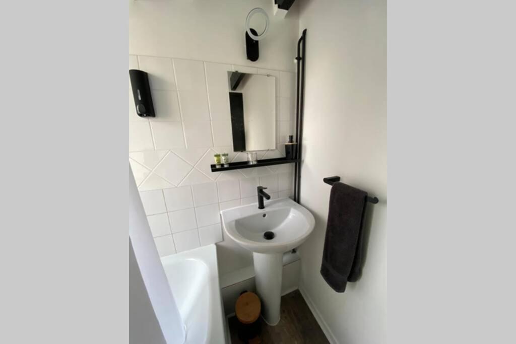 La Maison Sevigne - Appart Hotel - N°6 L'Indus Béthune Εξωτερικό φωτογραφία